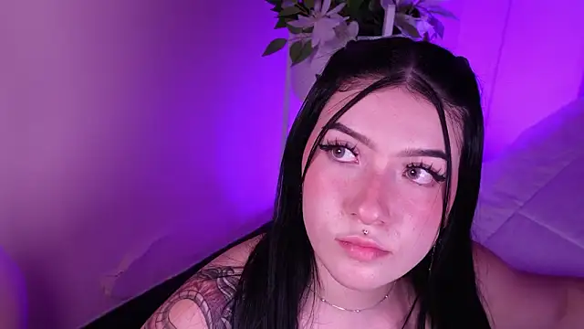 Snapshot of Dolcexx_ chatting on January 31, 8:29 pm Dolcexx online show from January 31, 8:29 pm