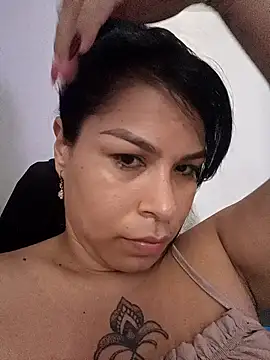 Snapshot of Aurora_sanchess chatting on February 4, 9:31 pm Aurora sanchess online show from February 4, 9:31 pm