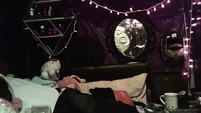 allymoon1369 online show from April 17, 5:54 am