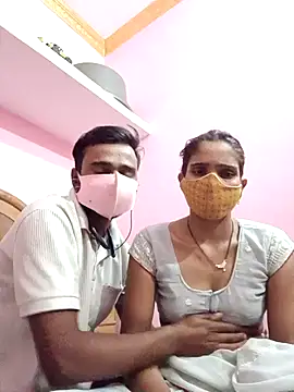 Snapshot of Cutiepie91 chatting on April 13, 5:13 am Cutiepie91 online show from April 13, 5:13 am