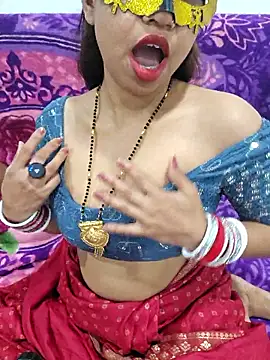 Snapshot of VikasViralStudios chatting on May 1, 5:56 am VikasViralStudios online show from May 1, 5:56 am