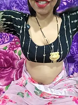 Snapshot of VikasViralStudios chatting on May 5, 7:11 pm VikasViralStudios online show from May 5, 7:11 pm
