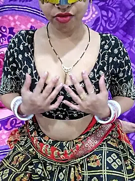 Snapshot of VikasViralStudios chatting on May 17, 5:49 am VikasViralStudios online show from May 17, 5:49 am