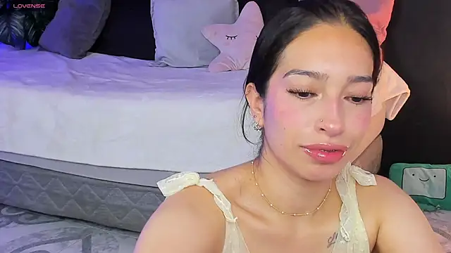 Snapshot of Noaah25_ chatting on February 6, 4:39 am Noaah25 online show from February 6, 4:39 am