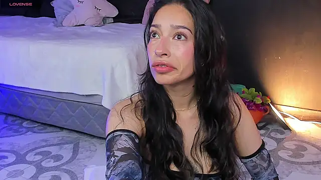 Snapshot of Noaah25_ chatting on February 15, 4:31 am Noaah25 online show from February 15, 4:31 am