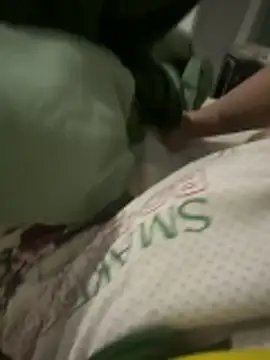 Snapshot of Tom32828 chatting on February 21, 6:25 am Tom32828 online show from February 21, 6:25 am