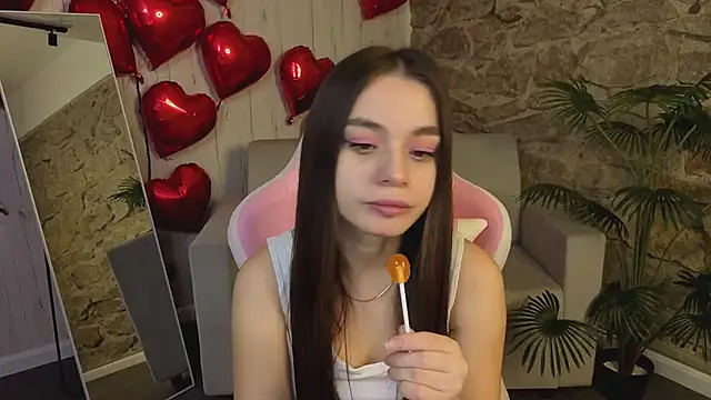 Kim Bless online show from March 18, 1:42 am