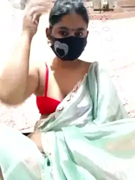 Hot Sweeti online show from February 13, 6:15 pm