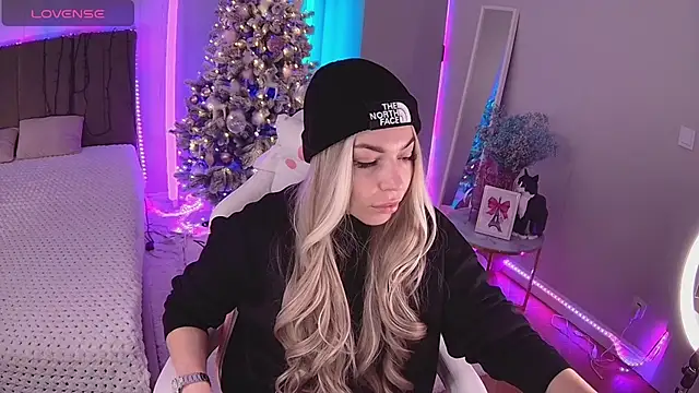 Daysy Wood online show from January 15, 7:57 am