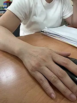 Donna9696 online show from April 9, 1:16 am