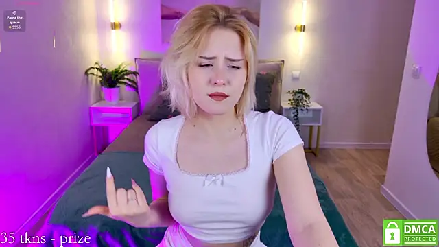 jayjanice online show from February 3, 1:27 pm