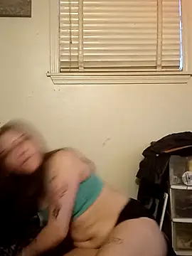 LadySn0w26 online show from February 8, 12:41 pm