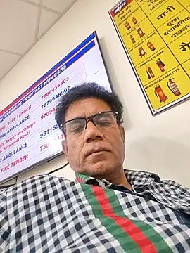 Snapshot of Aafreen999 chatting on February 6, 11:02 am Aafreen999 online show from February 6, 11:02 am