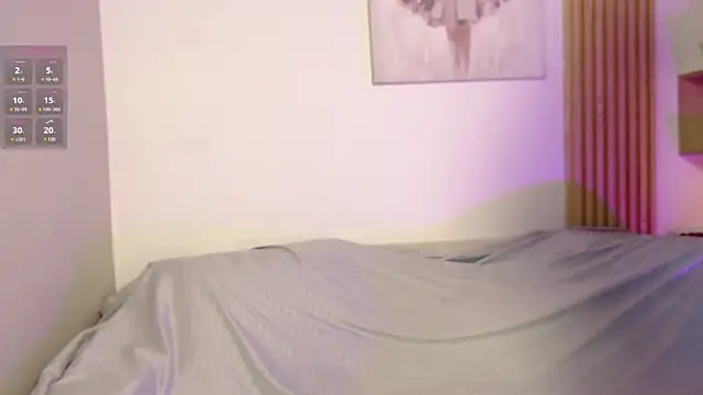 chloe peach  online show from April 10, 12:10 pm