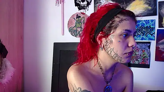 Snapshot of MelisaVelvet chatting on February 25, 8:07 pm MelisaVelvet online show from February 25, 8:07 pm