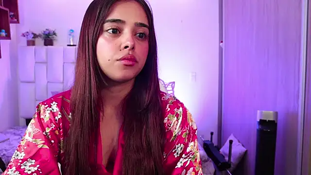 JennieBaee online show from February 11, 11:59 am