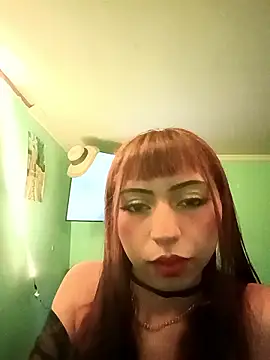 Snapshot of -Lore- chatting on January 17, 12:43 pm -Lore- online show from January 17, 12:43 pm