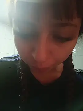 Snapshot of -Lore- chatting on February 18, 12:01 pm -Lore- online show from February 18, 12:01 pm