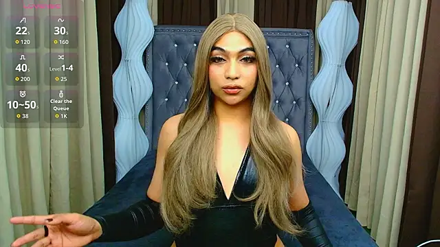 Snapshot of Clea_Moore chatting on February 20, 5:04 am Clea Moore online show from February 20, 5:04 am