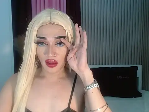Kendalllust online show from June 3, 1:36 pm