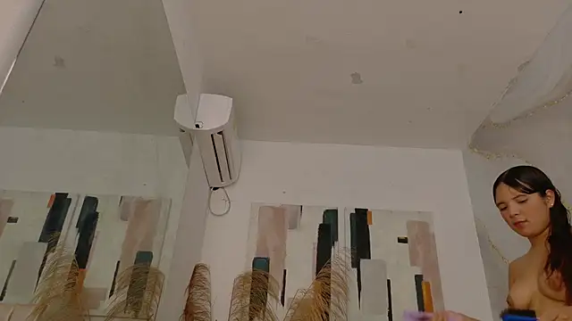 sofia laverde online show from April 20, 6:31 pm