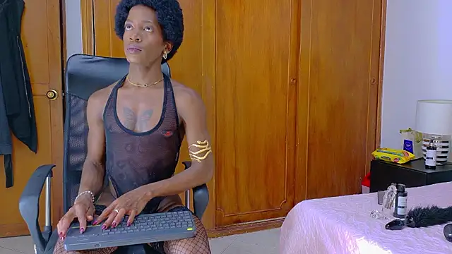 samirths boy  online show from March 6, 6:48 pm