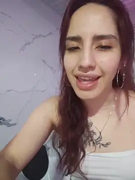 elodie rouge online show from April 10, 3:23 am