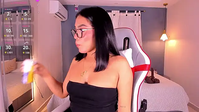 valentina Noa online show from July 5, 3:34 am