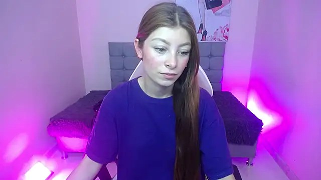 Snapshot of Ashley_benson_x chatting on February 16, 6:59 pm Ashley benson x online show from February 16, 6:59 pm