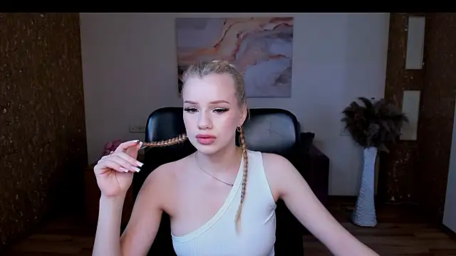 Snapshot of Stacy_Western chatting on February 28, 12:50 pm Stacy Western online show from February 28, 12:50 pm