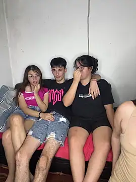 sofiagonet online show from February 28, 4:13 am