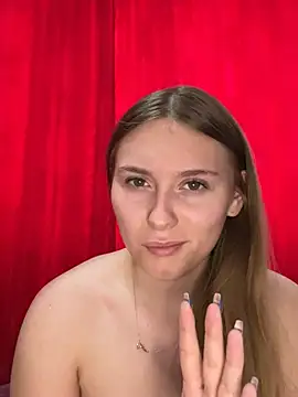 Snapshot of SweetSophia20 chatting on February 8, 1:03 pm SweetSophia20 online show from February 8, 1:03 pm