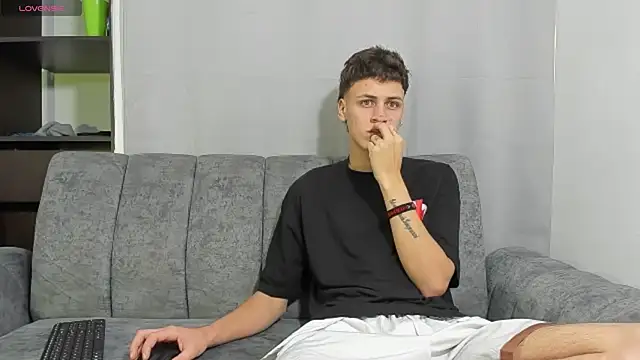 Snapshot of Two_sexboys chatting on February 11, 11:37 am Two sexboys online show from February 11, 11:37 am