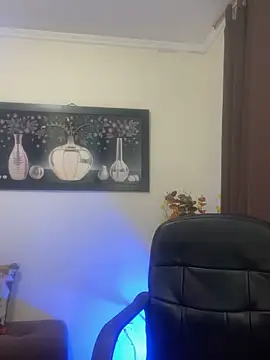 Snapshot of Miaswwe chatting on February 3, 10:59 pm Miaswwe online show from February 3, 10:59 pm