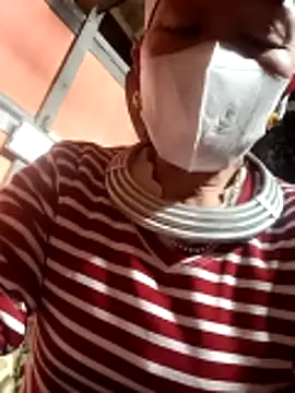 LoveShae 01 online show from February 14, 7:49 am