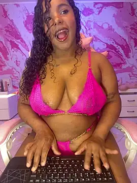 Snapshot of melani-miller chatting on March 22, 6:17 am melani-miller online show from March 22, 6:17 am