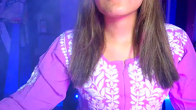  Maanvi  online show from May 25, 6:14 pm