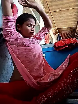 Snapshot of Jyoti_rathor chatting on February 10, 4:27 am Jyoti rathor online show from February 10, 4:27 am