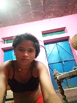 Snapshot of Jyoti_rathor chatting on February 18, 12:17 am Jyoti rathor online show from February 18, 12:17 am