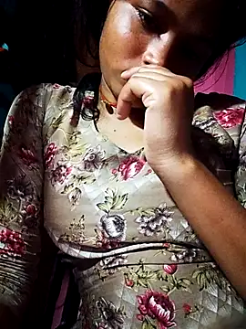 Snapshot of Jyoti_rathor chatting on July 27, 3:19 pm Jyoti rathor online show from July 27, 3:19 pm