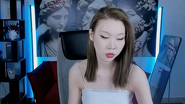 Snapshot of SarahRice chatting on February 7, 4:43 pm SarahRice online show from February 7, 4:43 pm