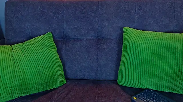 AndrewKenoxx  online show from April 9, 5:18 pm