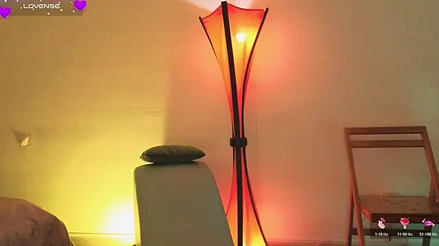 fransheskarossi online show from April 5, 12:02 pm