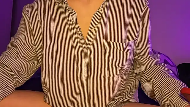 Snapshot of ju_juliette chatting on January 17, 10:35 pm ju juliette online show from January 17, 10:35 pm