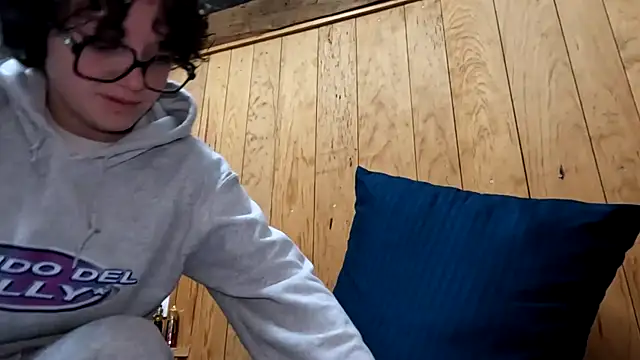 Snapshot of ju_juliette chatting on February 19, 10:50 pm ju juliette online show from February 19, 10:50 pm