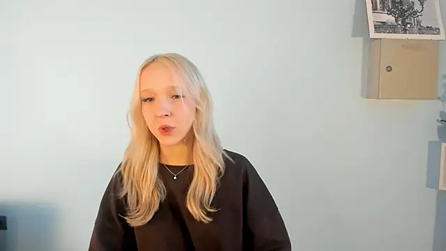 LatrinaNivala online show from January 16, 11:36 am