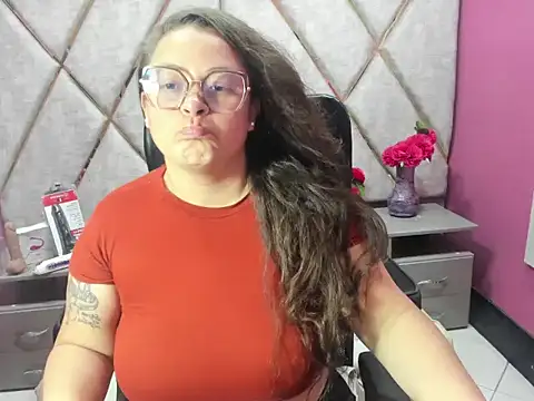 Sarah Boobs  online show from April 9, 3:39 am