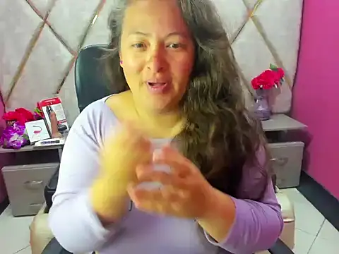 Sarah Boobs  online show from April 16, 3:29 am