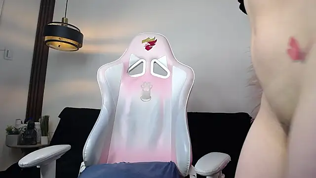 teylo80as online show from March 9, 12:20 pm