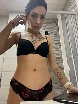 Snapshot of virtualhoe chatting on March 2, 4:14 pm virtualhoe online show from March 2, 4:14 pm